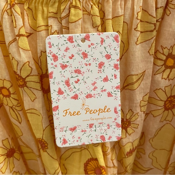 NWT Free People Ruffled Top - Picture 3 of 3